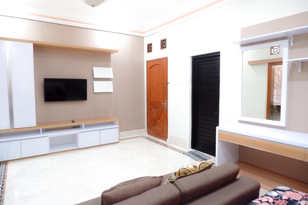 Image of property/YXJ3U8LthaDQspRKNzWmWIHLpk3eodqlQUKXL4UB.jpg 0